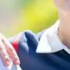 4月17日，据《The Athletic》报道，伊朗女足两名球员在获得澳大利亚的