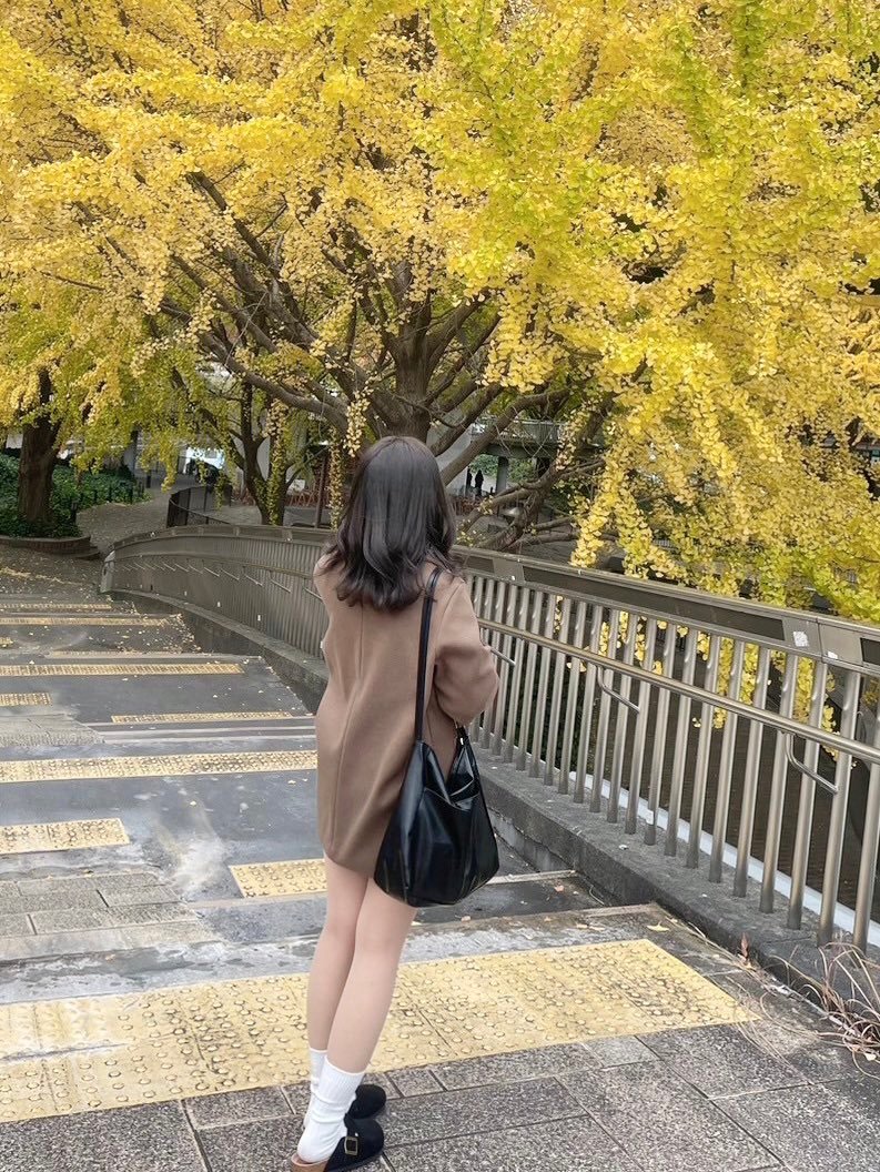 每日穿搭 ​​​