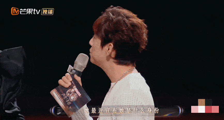 孟慧圆把何炅抽象懵了 声生不息 笑到打鸣！孟慧圆面对何老师的提问，不按常理出牌，