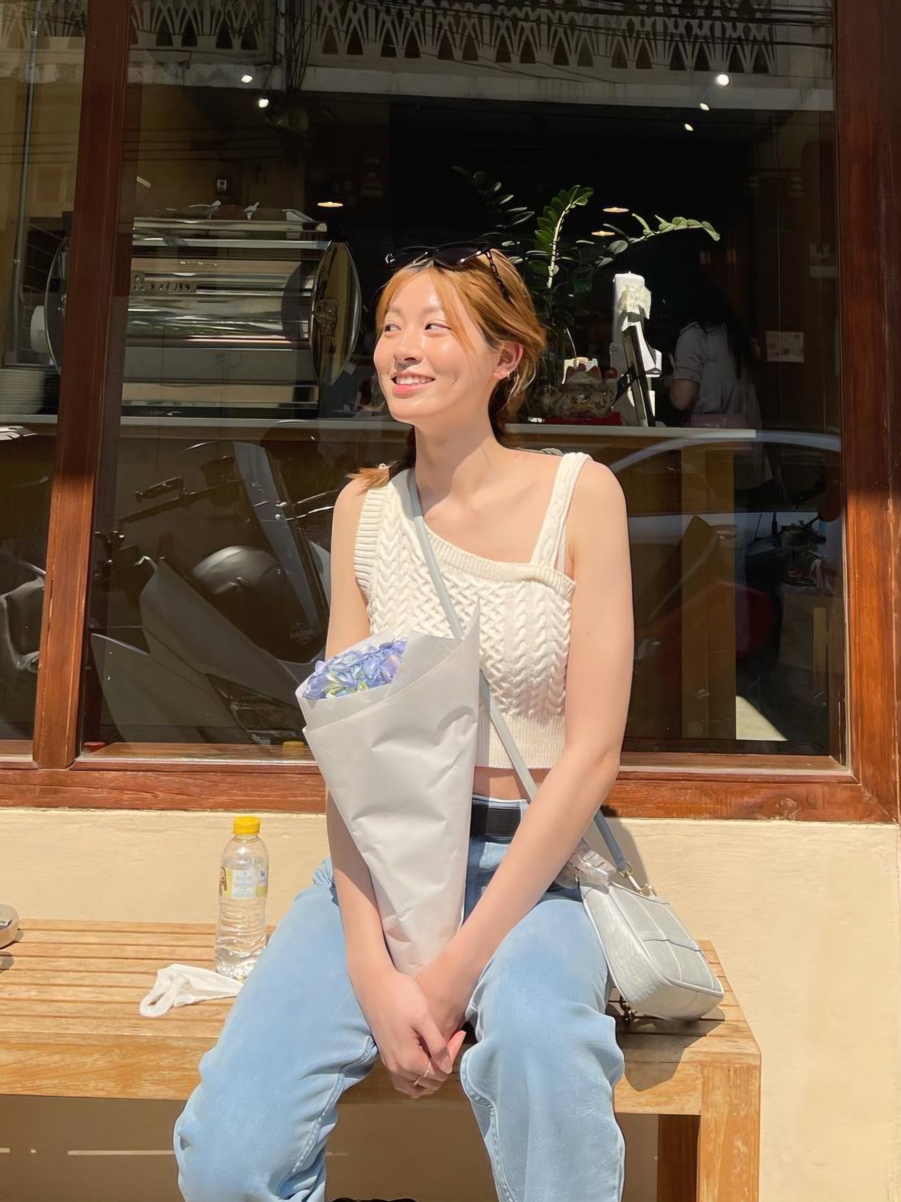路过了学校花店 