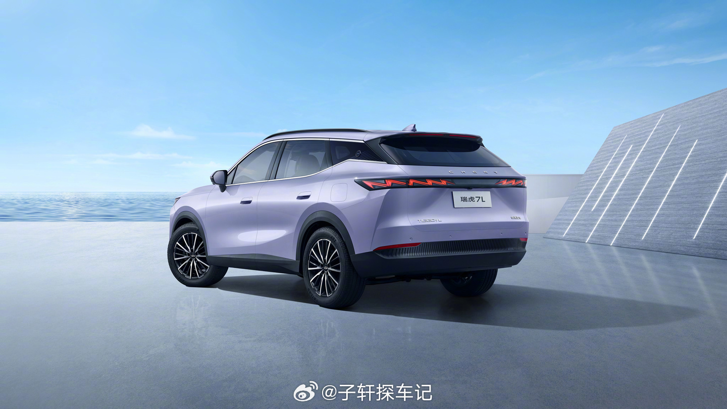 好开又省油，瑞虎7L实力出圈奇瑞瑞虎7L是家用友好型紧凑型SUV，颜值、空间、智