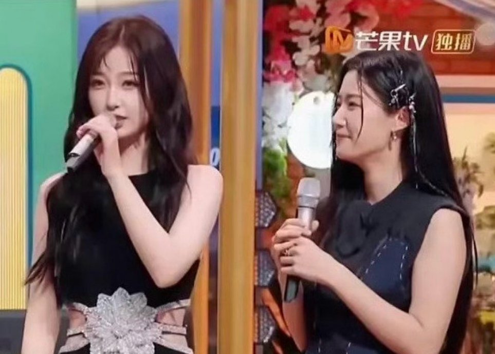 这么看🐟还是比卢昱晓体态好啊。。 