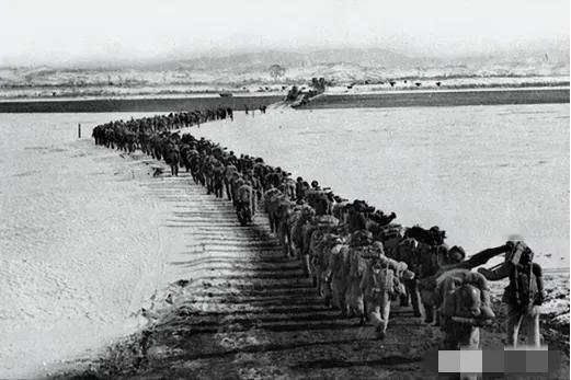 1958年，留在朝鲜援建的10万大军神秘消失，美国特务找了两年都无果，我国找了两
