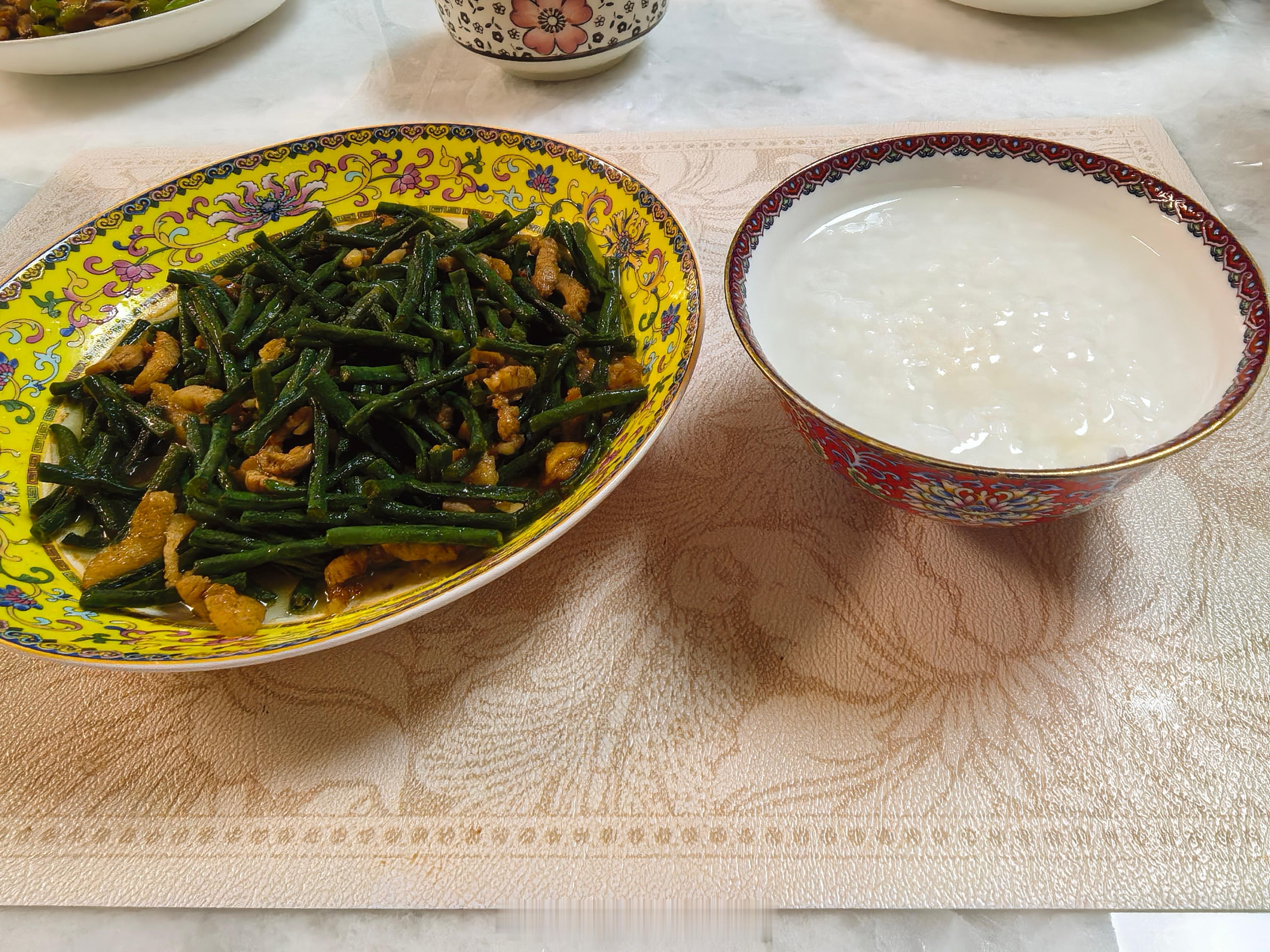 用膳