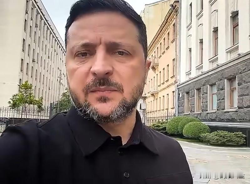乌克兰总统泽连斯基称，乌情报与安全部门在莫斯科展开了行动，我们这波有力的纵深打击