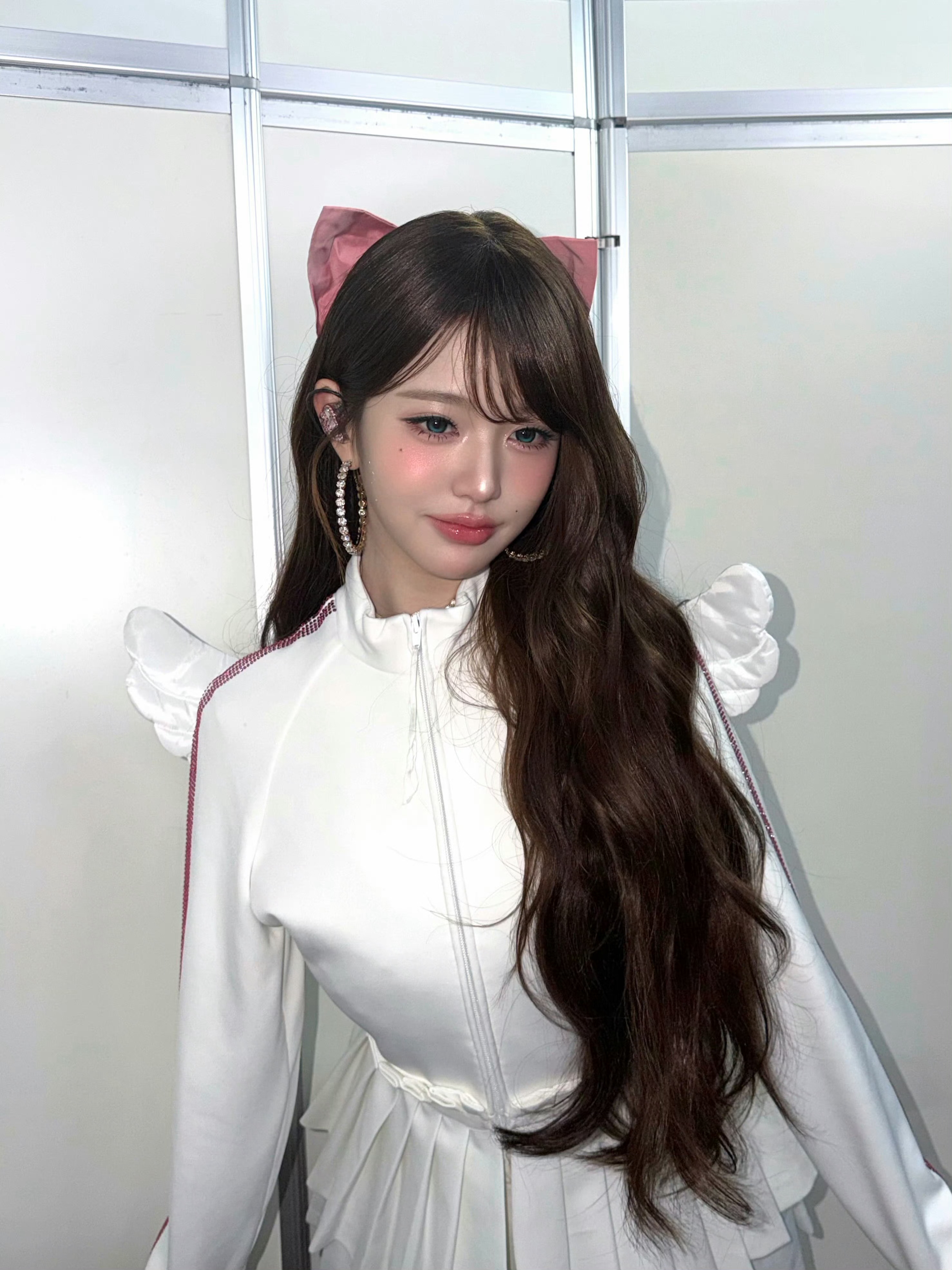 张元英 善念养善心，善心生善念。德不积不厚，善不行不成。人往高处走，善在心中留。
