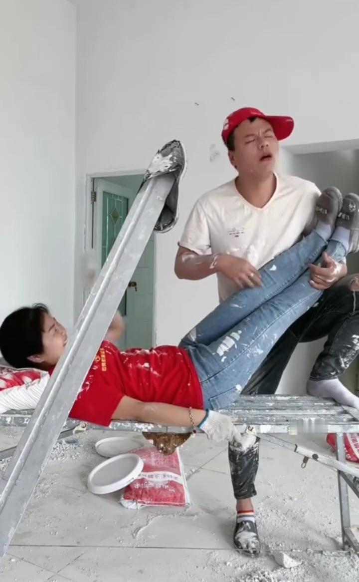 年度最萌宠物。
春天有花43252，1496679303。