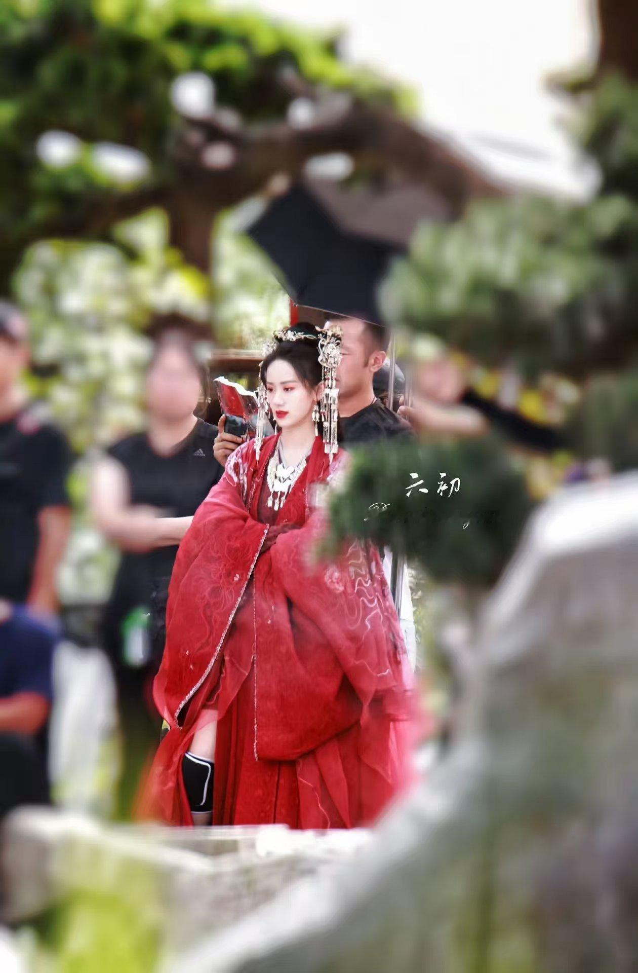 袁冰妍倾城亦清欢yby袁冰妍凤清欢如果真的不顺路 就当这段日子是为你以后的幸福铺