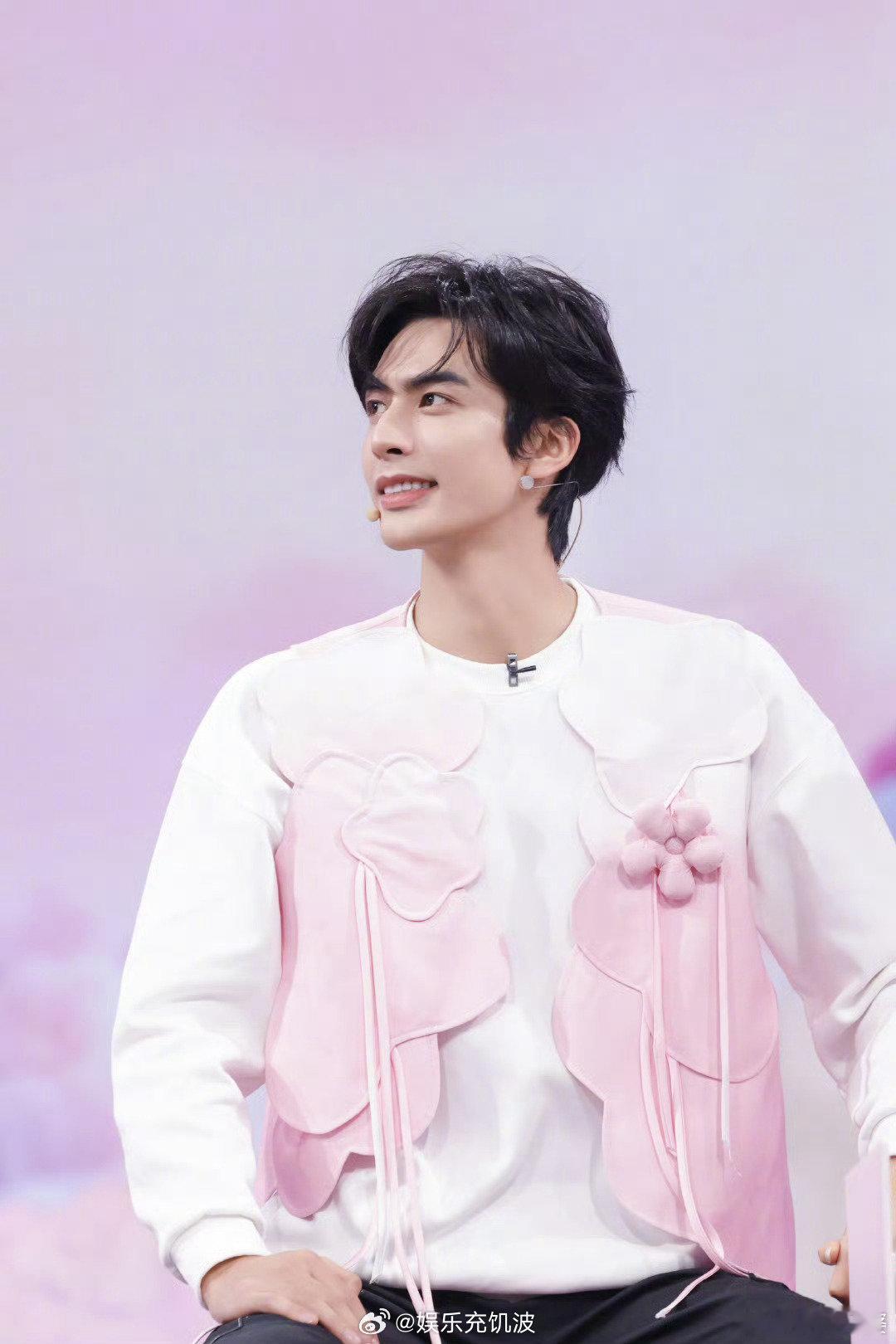 你好星期六跨年档大片上线你好星期六 跨年就看《你好星期六》！九位嘉宾各展神通，抽