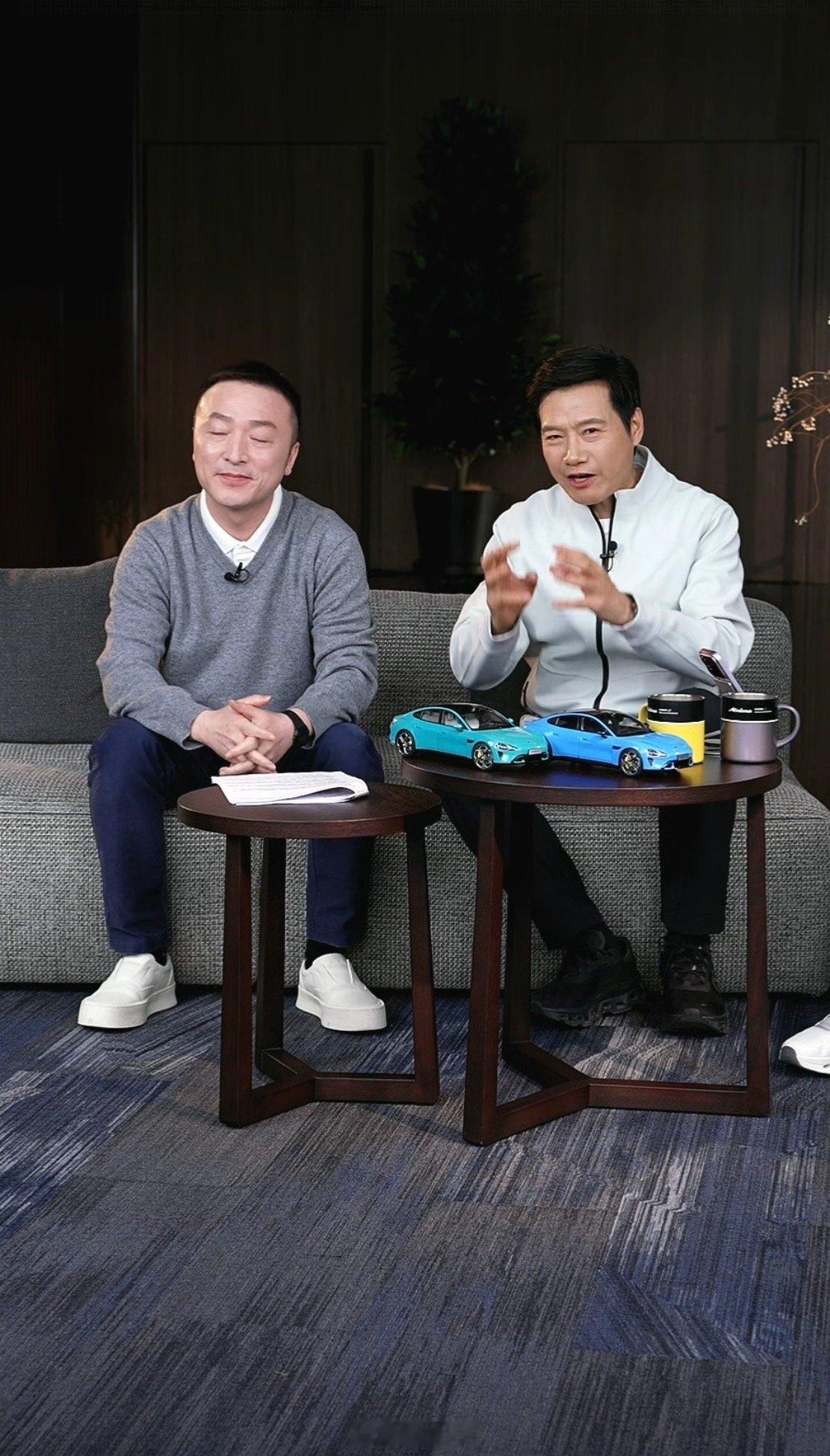 不能允许有人诅咒攻击小米用户和车主，这是小米的底线，雷总建议对于攻击小米车主的，