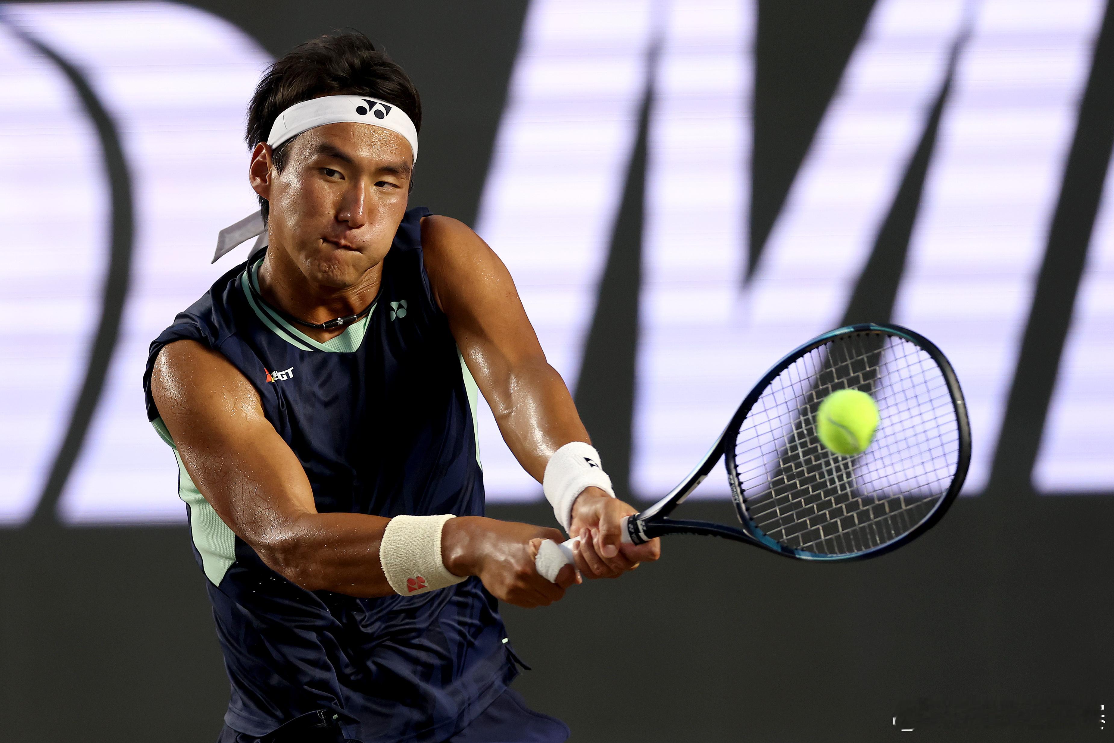 布云朝克特先下一城 👊ATP250 洛斯卡沃斯第二轮，6号种子布云朝克特6-3