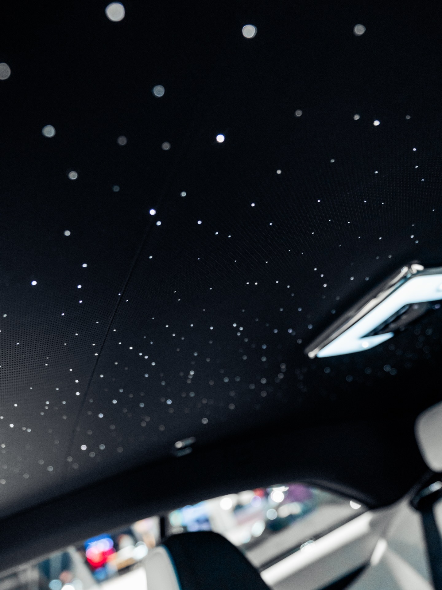 流线型车身，雕塑般的线条令人过目不忘的性能表现~劳斯莱斯闪灵..豪车超跑老纪侃车