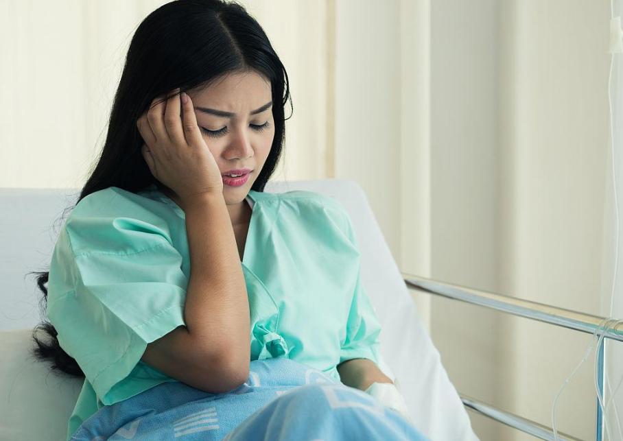 37岁女经理感染艾滋病，平时洁身自好爱瑜伽，丈夫：劝了多次不听

