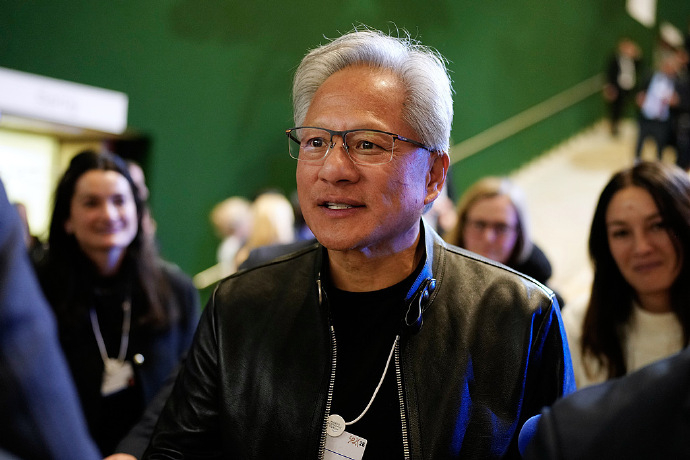 【#英伟达也要烹龙虾了# 】#大厂扎堆布局 AI 龙虾本土化产品#  当地时间3