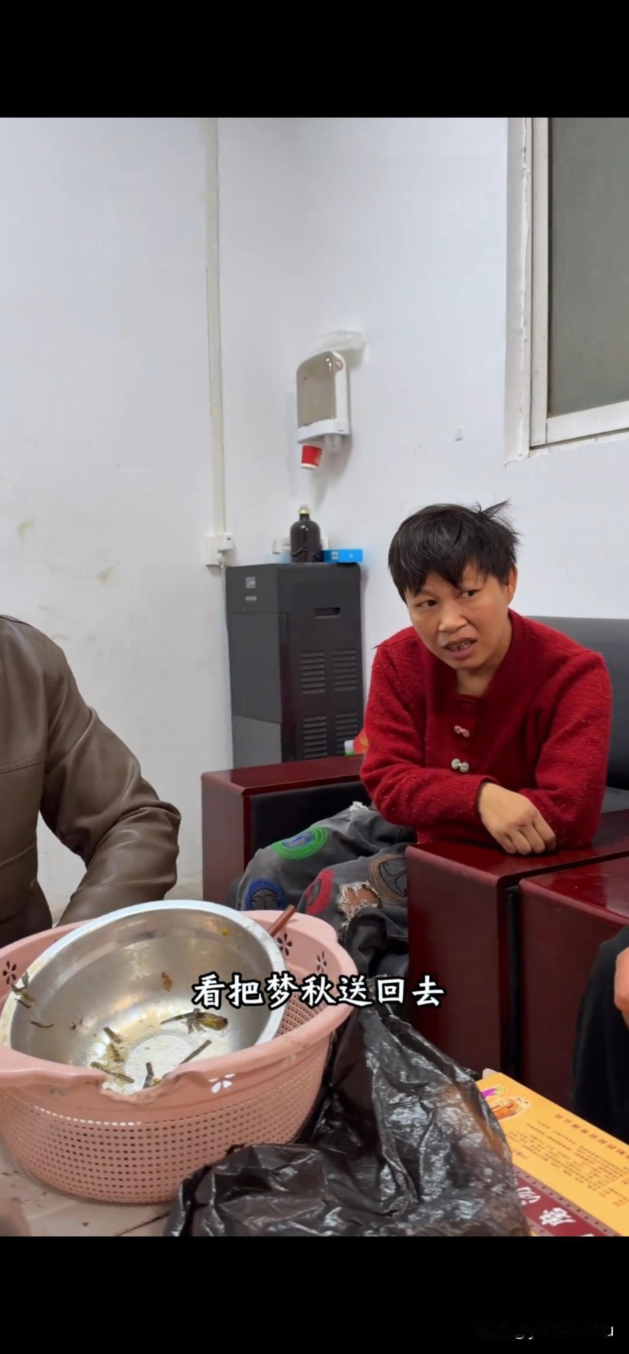 宁宁不知道咋想的，又想生个二胎养老过正常生活，又不舍得送梦秋回去