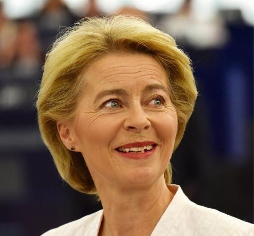 欧尔班败选后，欧盟委员会主席冯德莱恩日前写道：“匈牙利选择了欧洲。欧洲始终选择匈