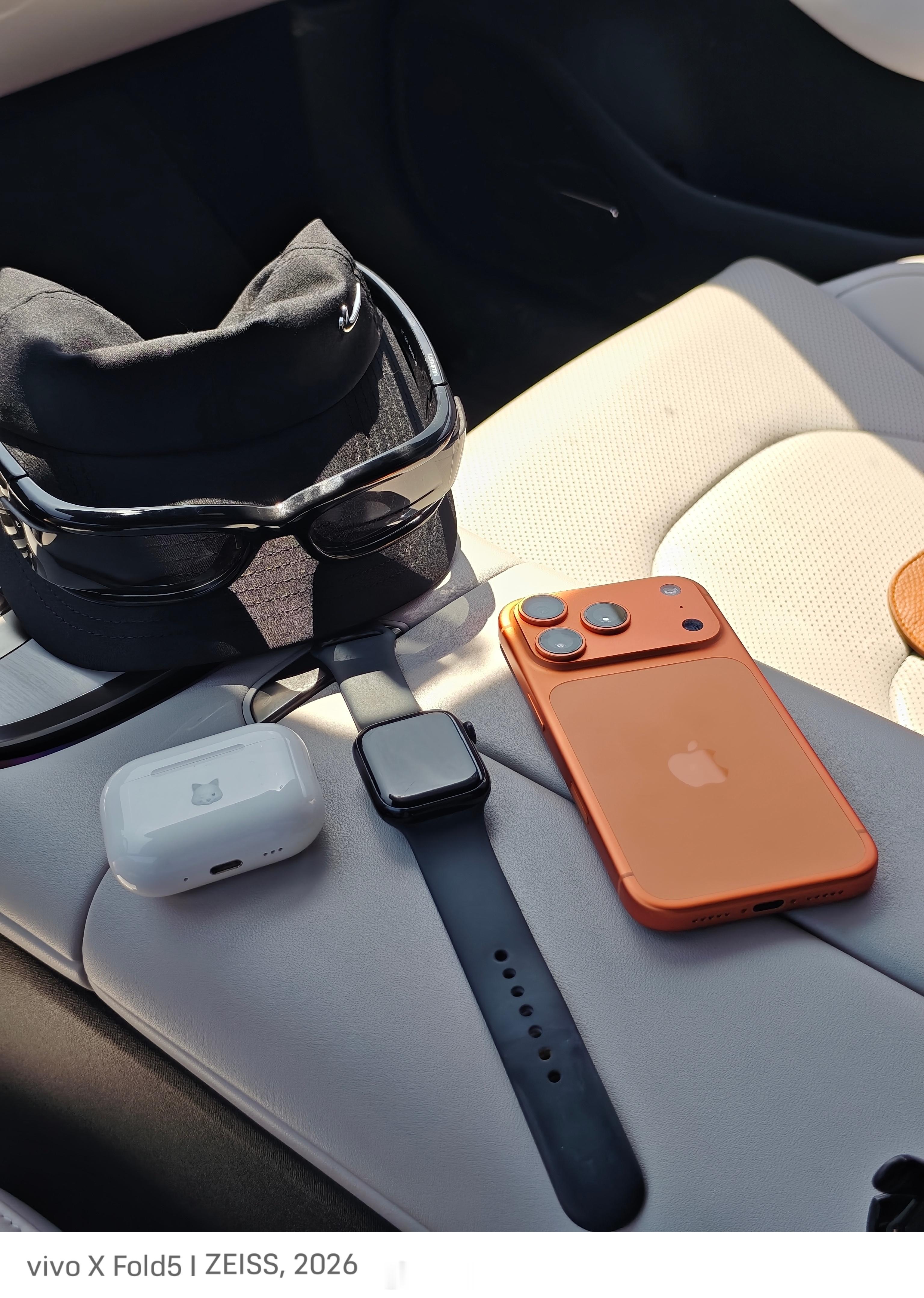 中午来海边跑个步5km配速来到了531跑步小趴菜又pb了哈哈哈🤓给大家推荐一下