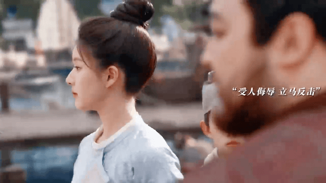 #赵露思天选坚韧野草型女主# 赵露思的坚韧，如同野草般顽强生长！在逆境中，她从未