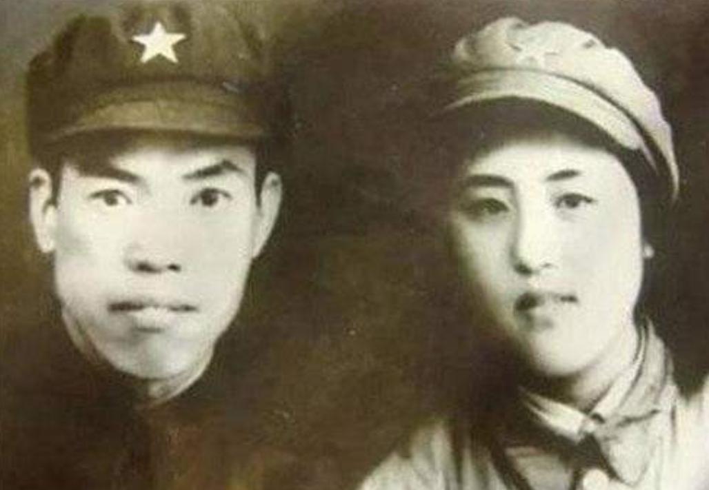 五倍之敌面前梁兴初说了算，对着一个小护士却憋了几个月说不出话，政委出手帮他把这件
