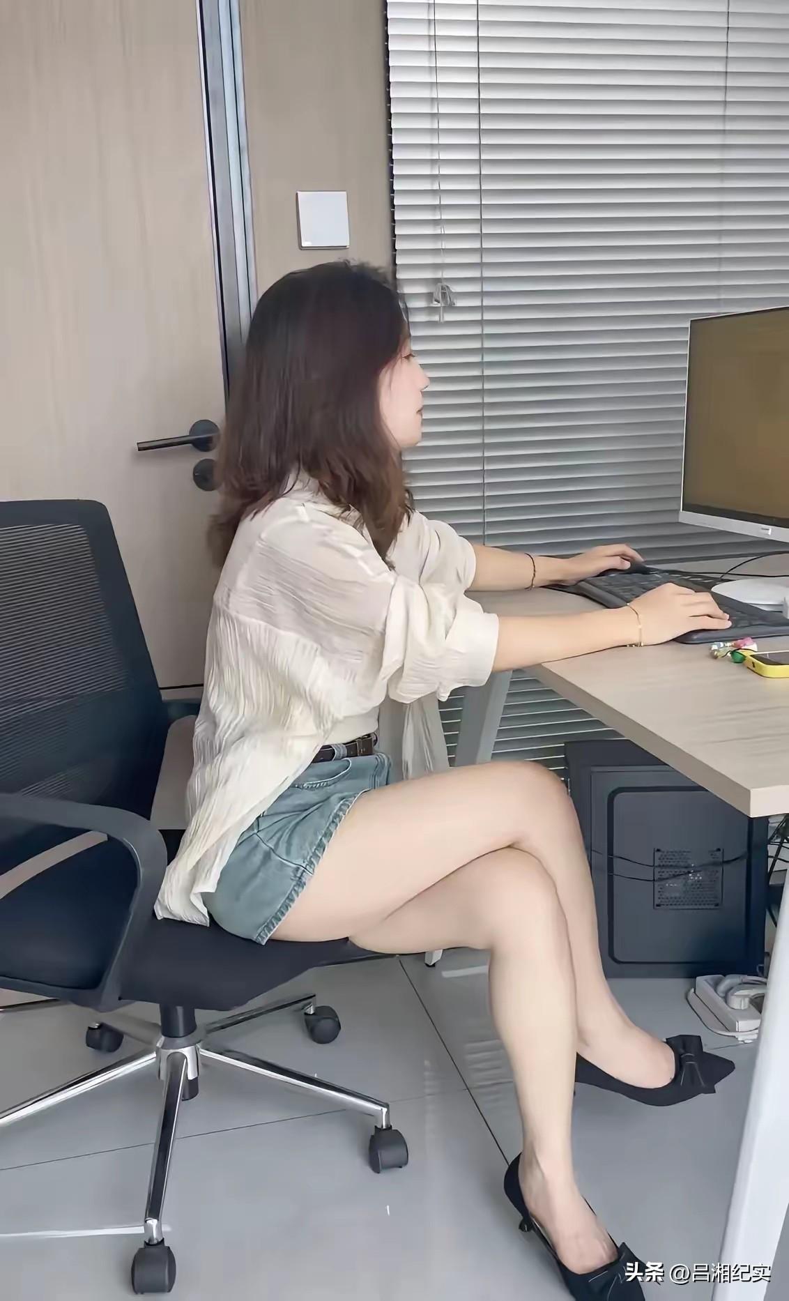 新来的女同事，她说她单身！
我觉得她没有说实话……[泣不成声]