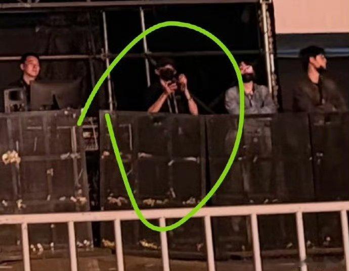 偶遇王源去了陶喆天津演唱会王源去天津看了陶喆演唱会 偶遇王源去天津看陶喆演唱会了