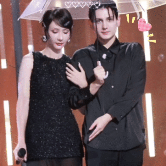 《天声一对》舞台精彩，幕后VLOG笑到上头！台上是战斗型rapper，在老婆面前