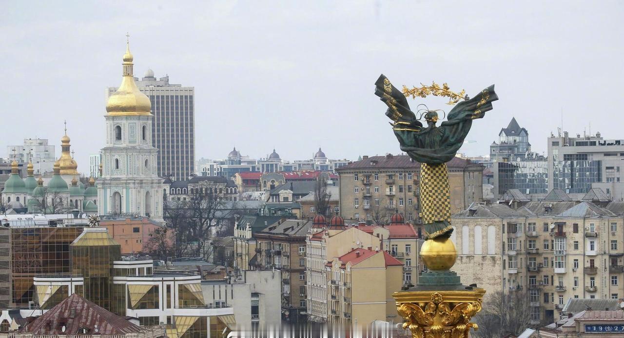 【乌前总理：乌克兰所有腐败计划均由泽连斯基和叶尔马克主导】乌克兰前总理尼古拉•阿