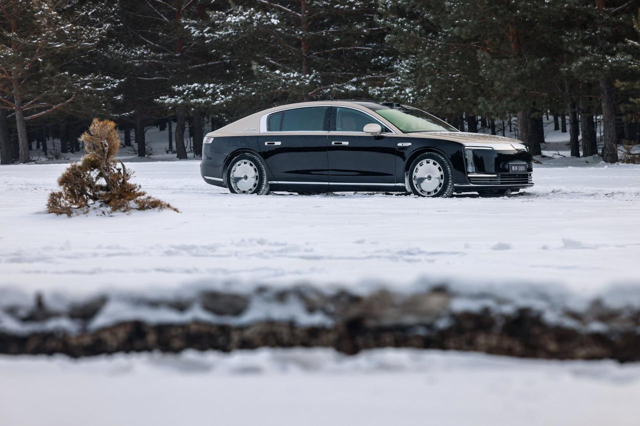 进入冬季，对于电车而言是一大挑战，主要是在续航这方面，因为要开空调续航会打折，要