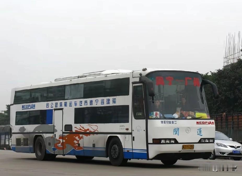 福建曾经开往广东的省际长途线路（三四）
周宁—广州
永春—深圳
福安—珠海
厦门