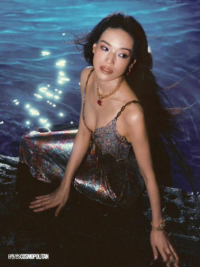 舒淇50岁生日状态舒淇50了舒淇50岁生日状态，舒淇50了，咱就说舒淇这个状态也