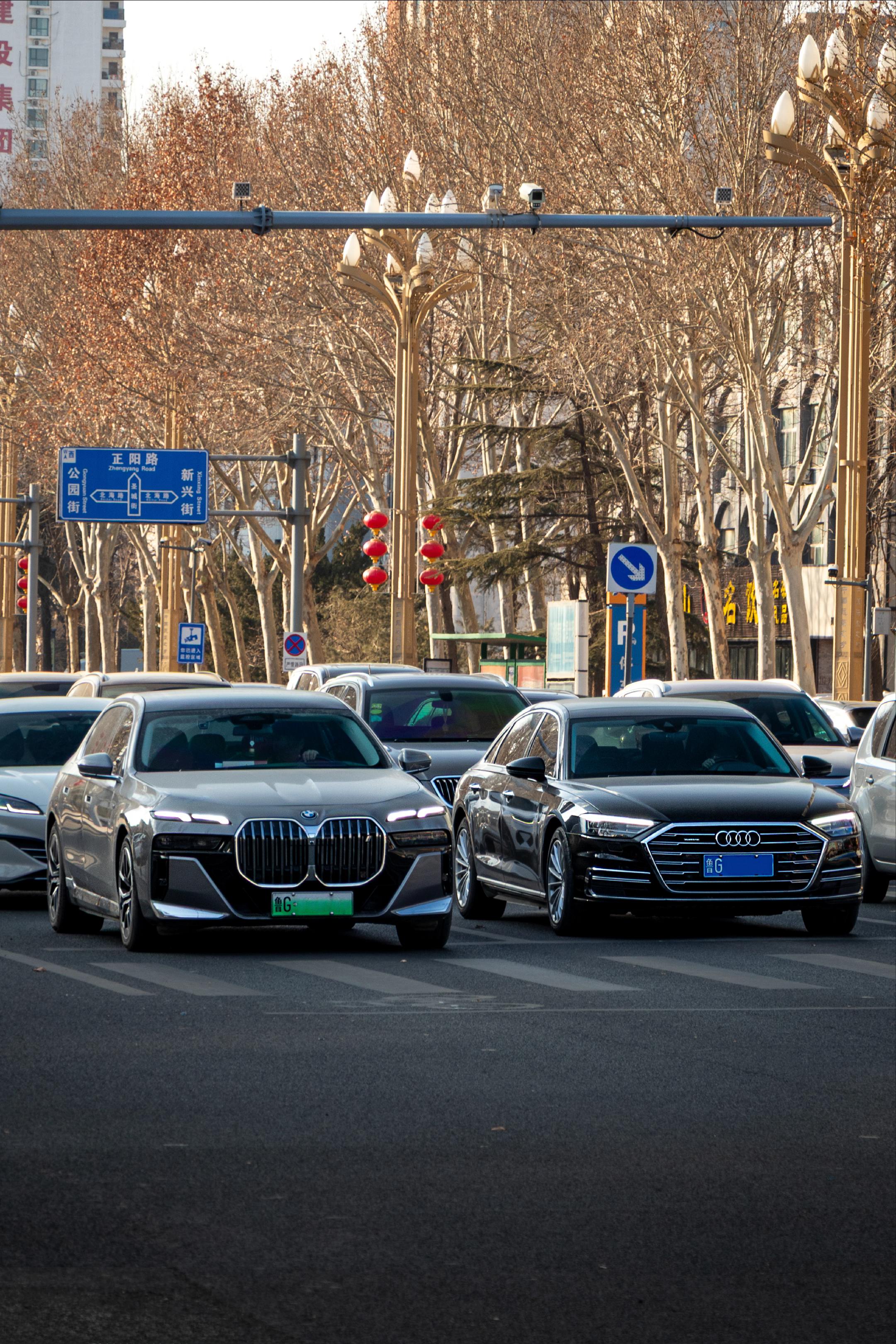 过年前夕寿光汽车街拍，各种新款和稀有车型纷纷亮相街头