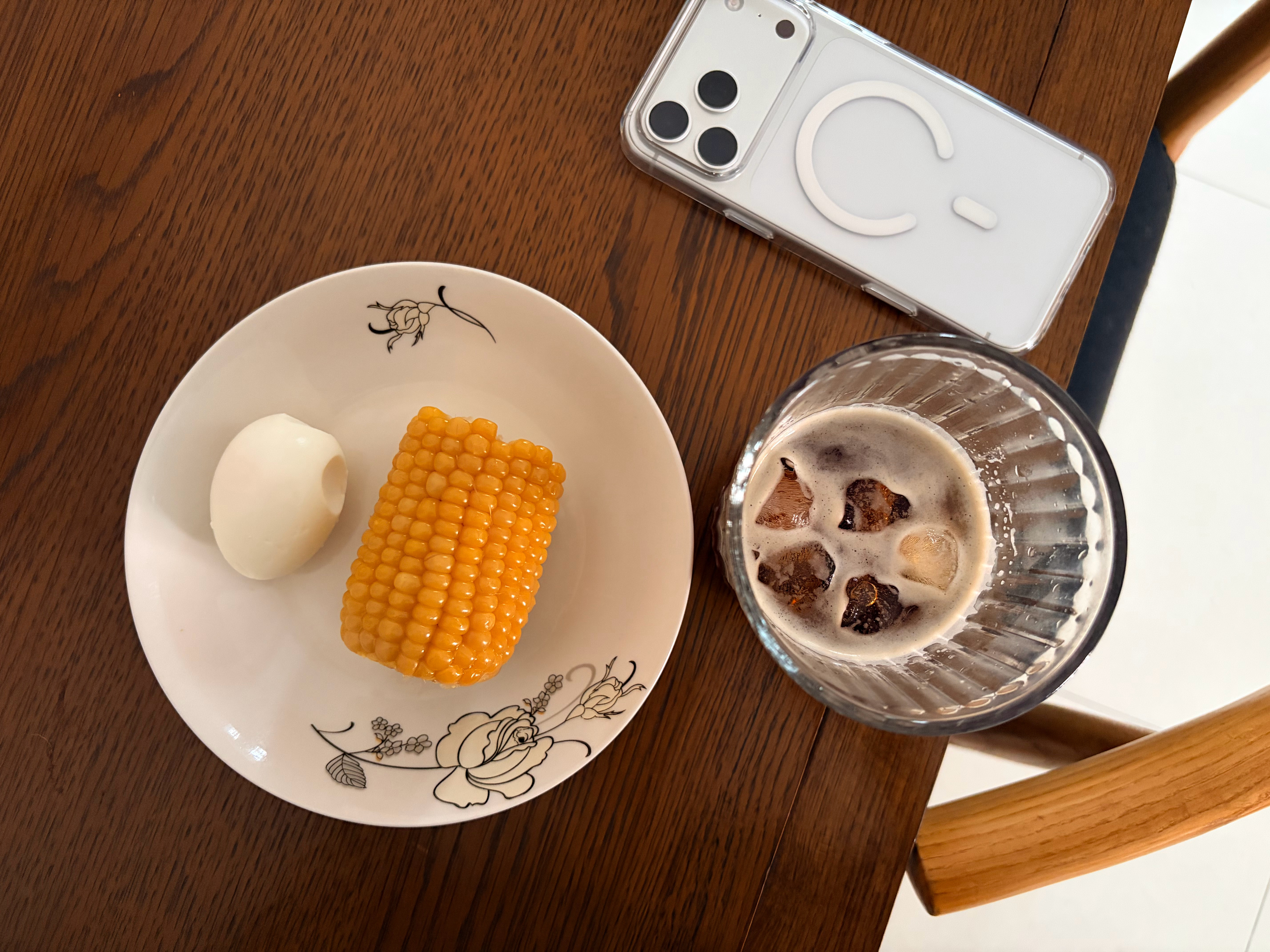 🥚🌽🧊☕️ 