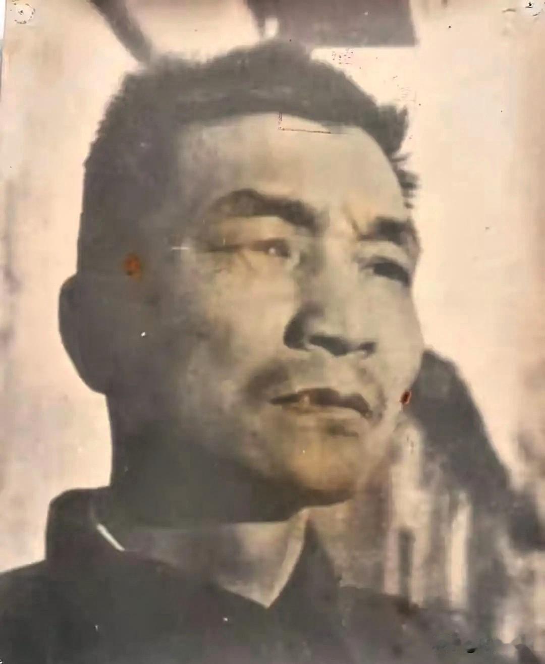 黄炎，字晋武，湖南益阳人，1907年生，黄埔六期、陆军大学将官班毕业，国民党第7