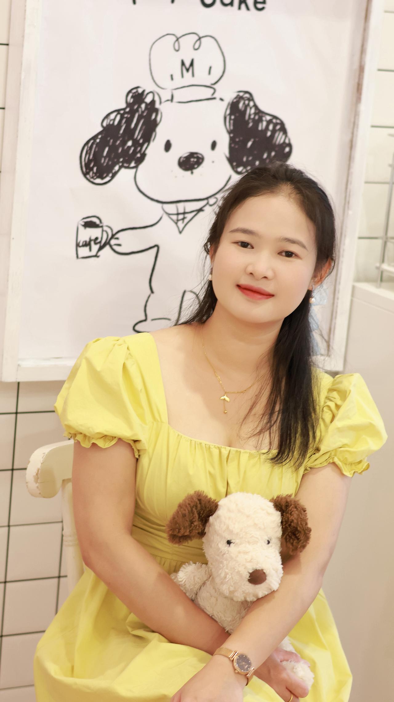 美颜滤镜加持下的脸看多了，看一下相机里的脸吧！