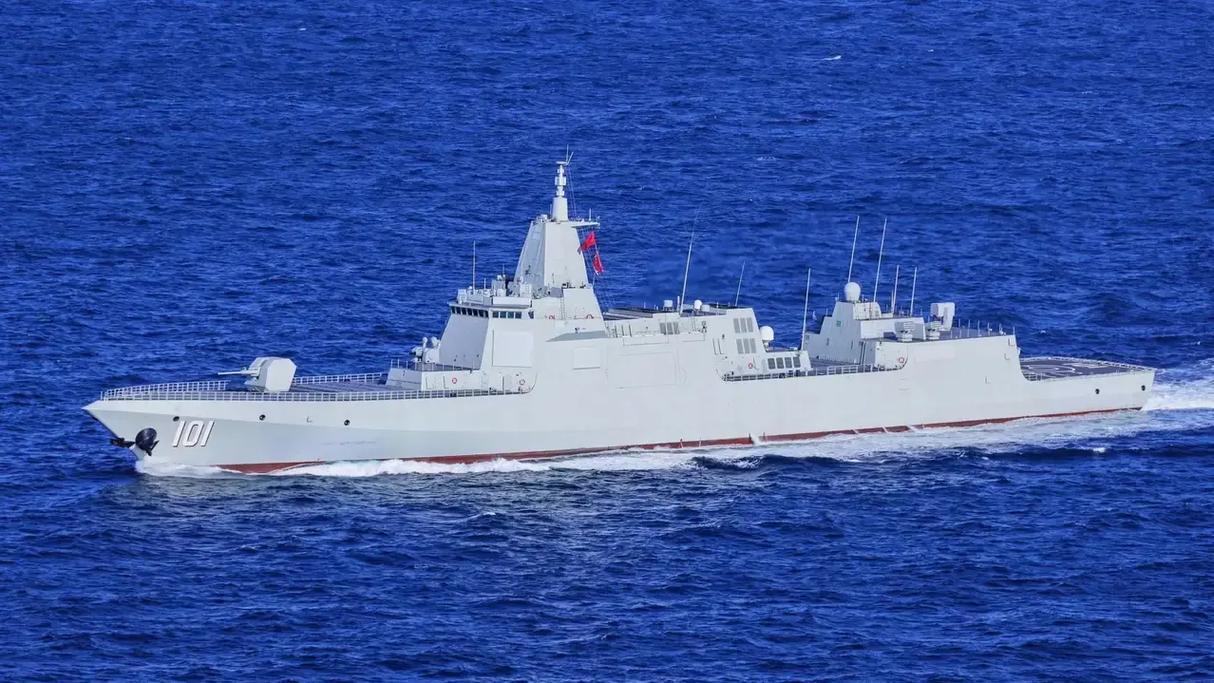 如果澳大利亚对咱们的055型驱逐舰开火，那么后果会怎样？说白了，055恐怕都来不