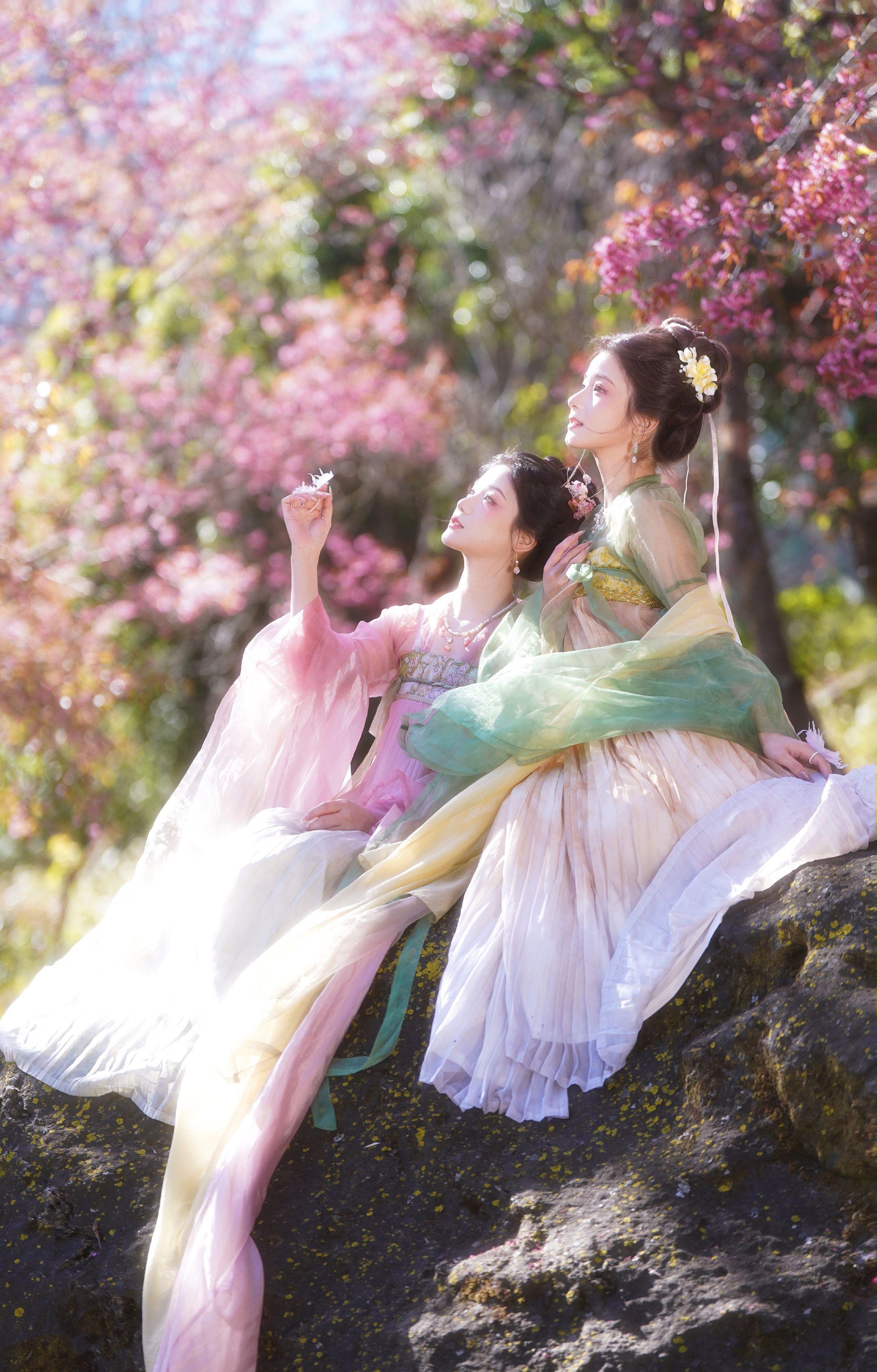 我和你 最天生一对！和闺闺看樱花啦！