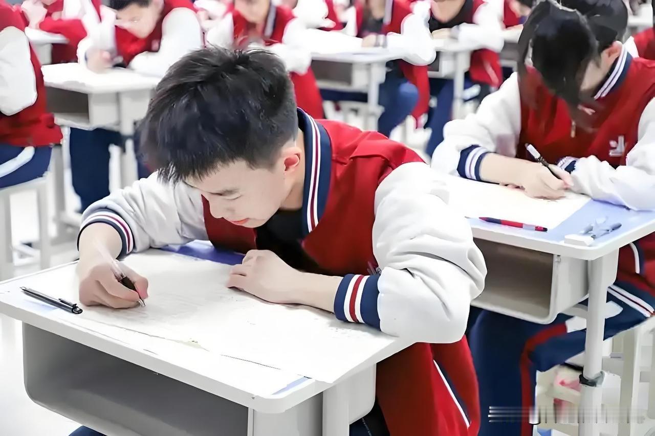学生学习数学最关键的两点是什么? 数学学不好的真相：你缺的不是刷题量，是最关键的