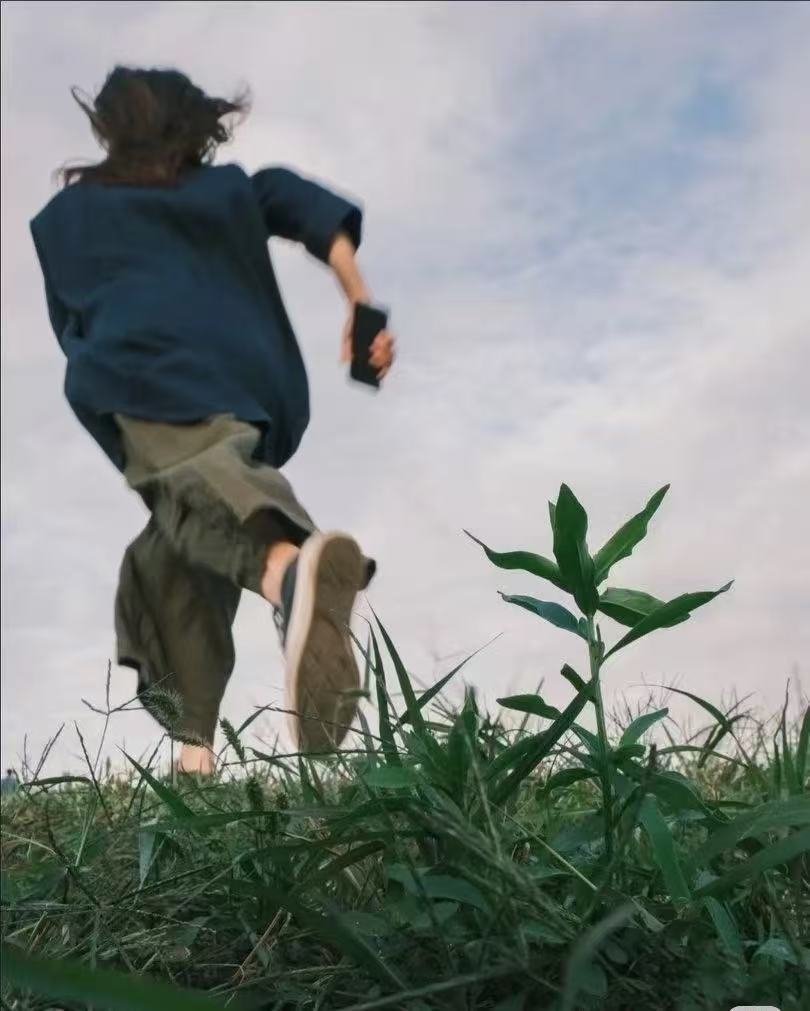原来大家都是这样重启人生的不必纠结过去的遗憾与低谷，人生没有绝对的终点，任何时候