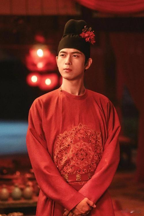 宋朝男人和花 沅汰博物馆  

宋代男子喜欢簪花，宴饮、出游、或喜或丧，几乎是无