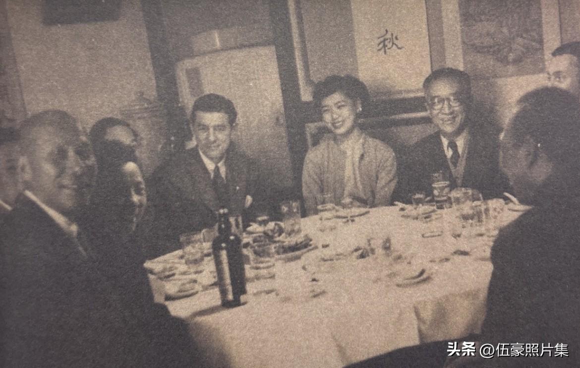 1949年，胡适等一群忧心国事的知识分子，倡议发起自由中国运动，办刊物以振起舆论