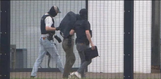 离谱操作引热议！德国无实证突袭抓捕华裔友好人士，随意扣上间谍相关罪名。
 
20