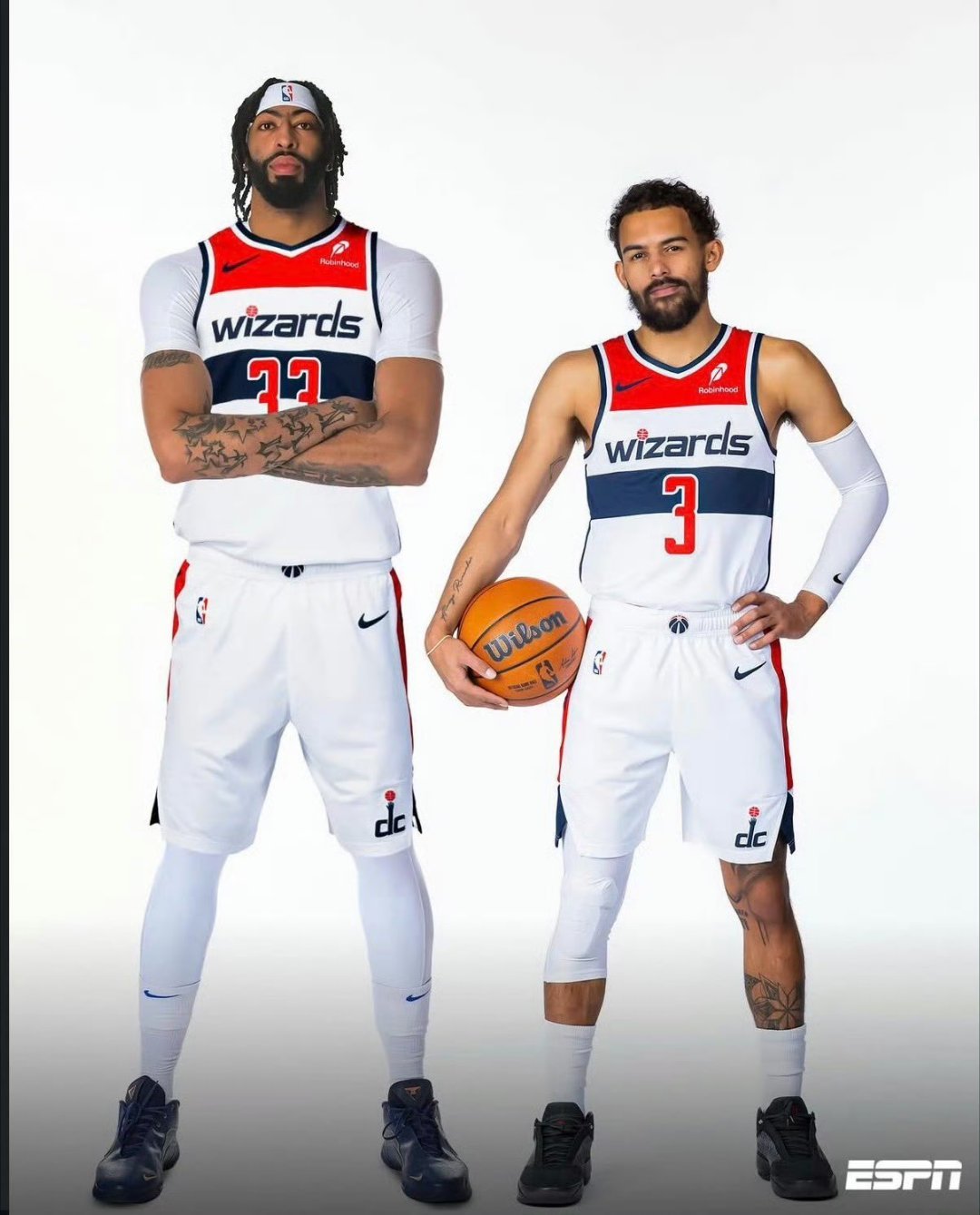 浓眉必须通过体检才算交易成功那不行，白扯。他那体格子不行，赶紧的吧，给他整回来。