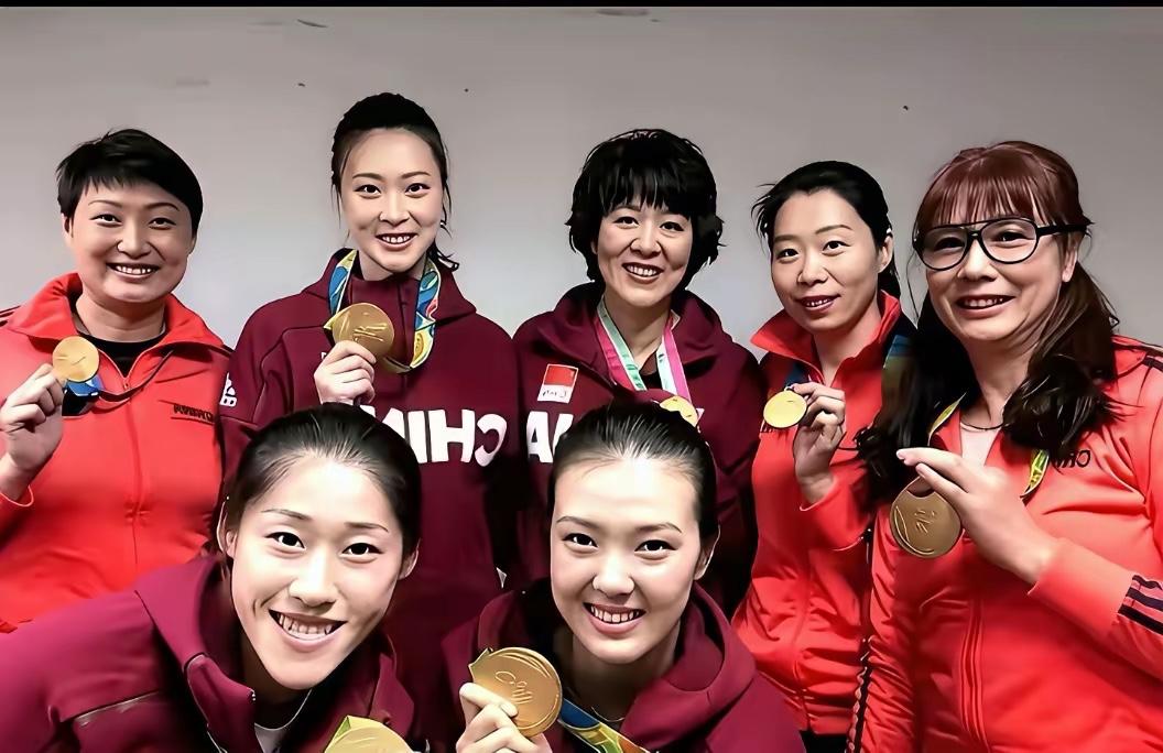 张常宁和惠若琪我认识，其余几位都是谁？