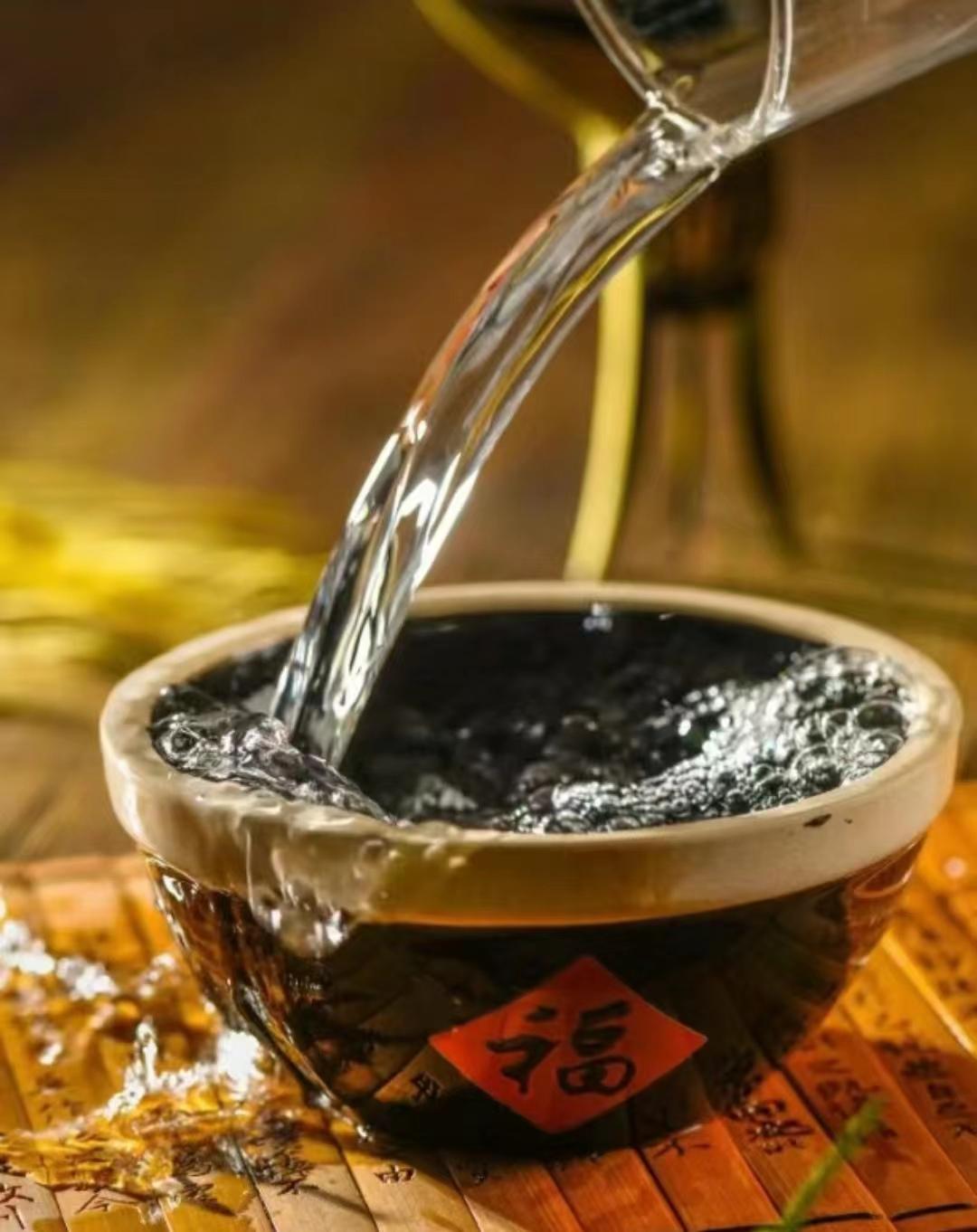 岳父酒龄40年了，爆出3款廉价白酒，竟然全是100%的纯粮佳酿，有你喝过的没有？