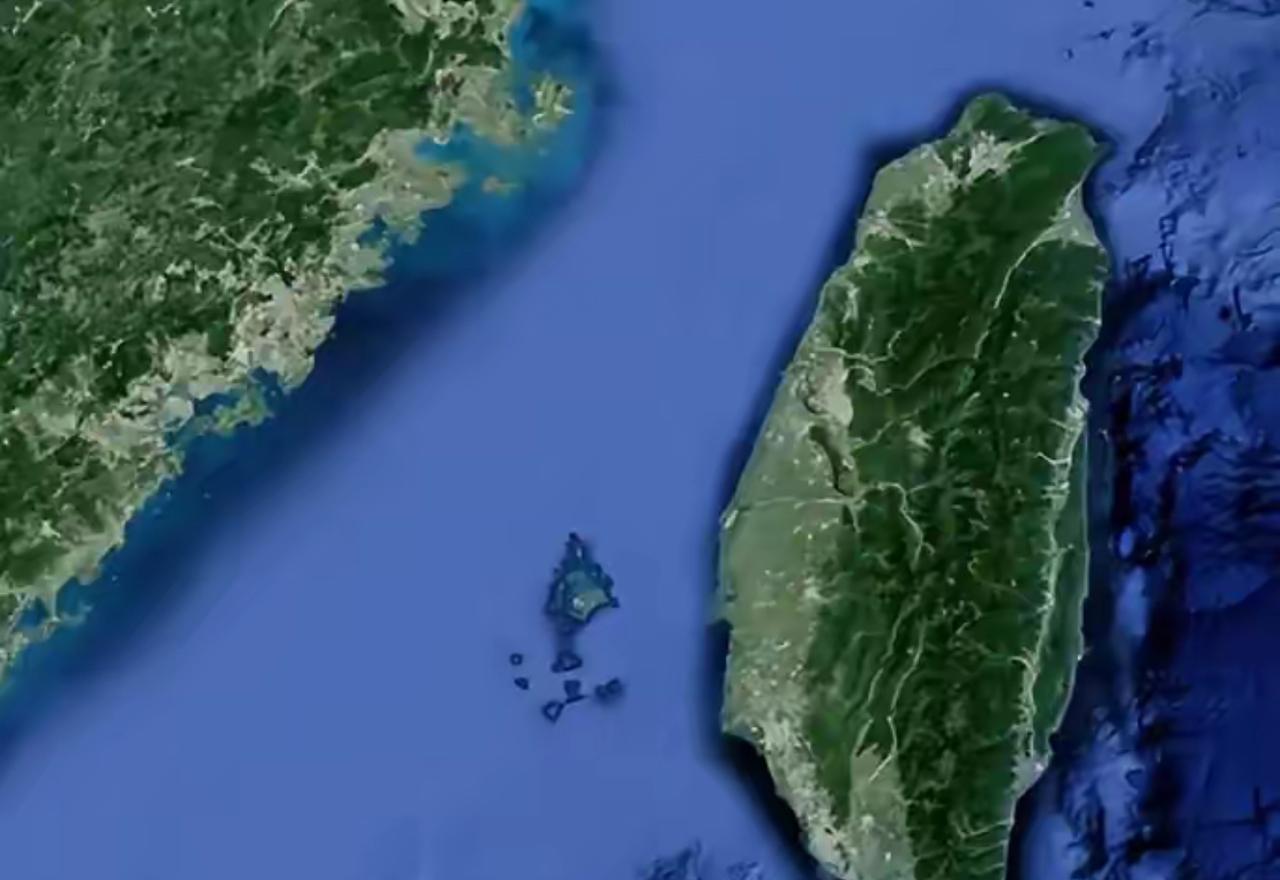 中国为何还不收复台湾？普京的一句话，说出了大实话：中国根本不需要动用武力。
​你