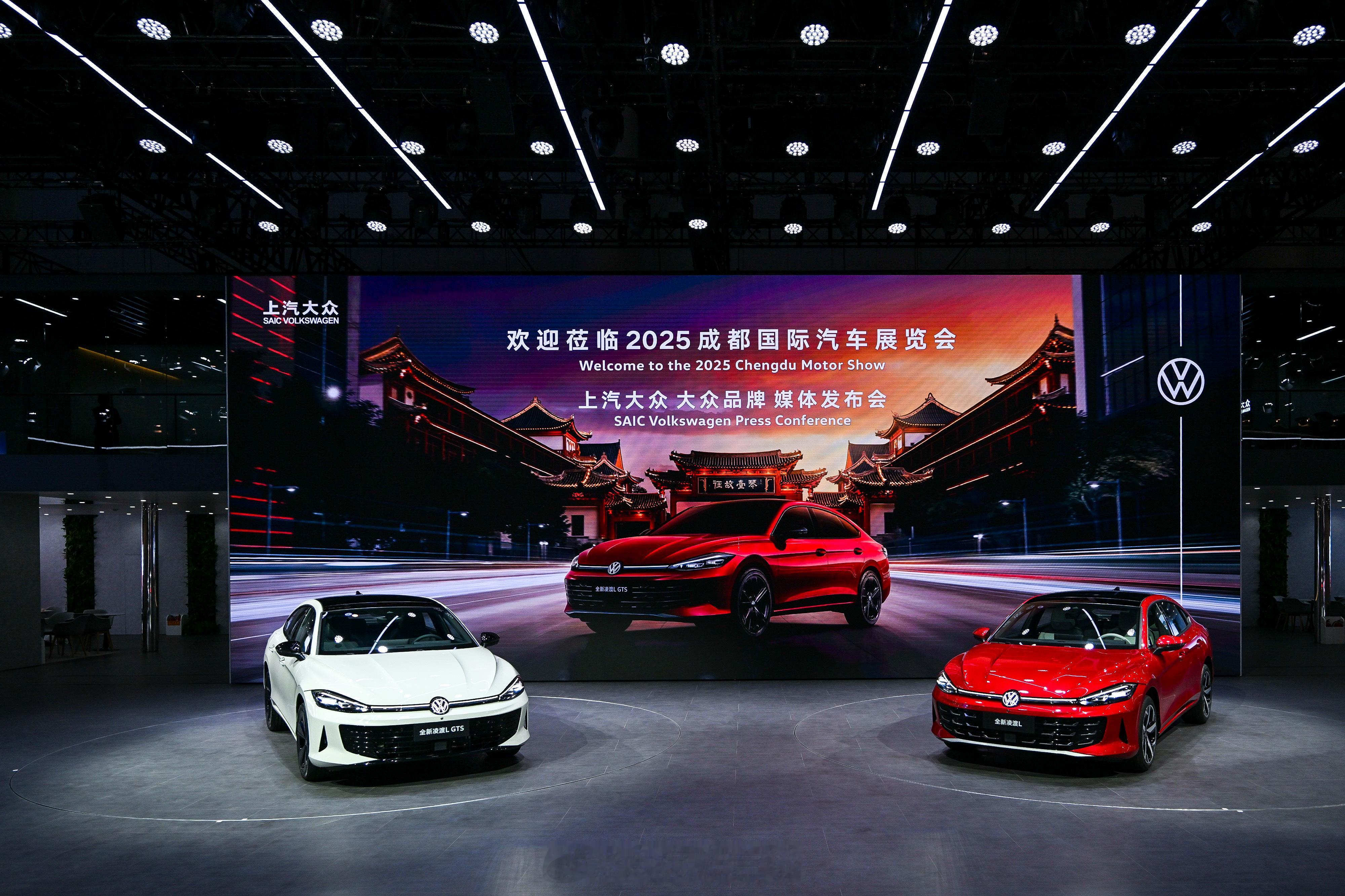 全新凌渡L在成都车展公布上市价格，11.99万起售。而拥有EA888 2.0T动