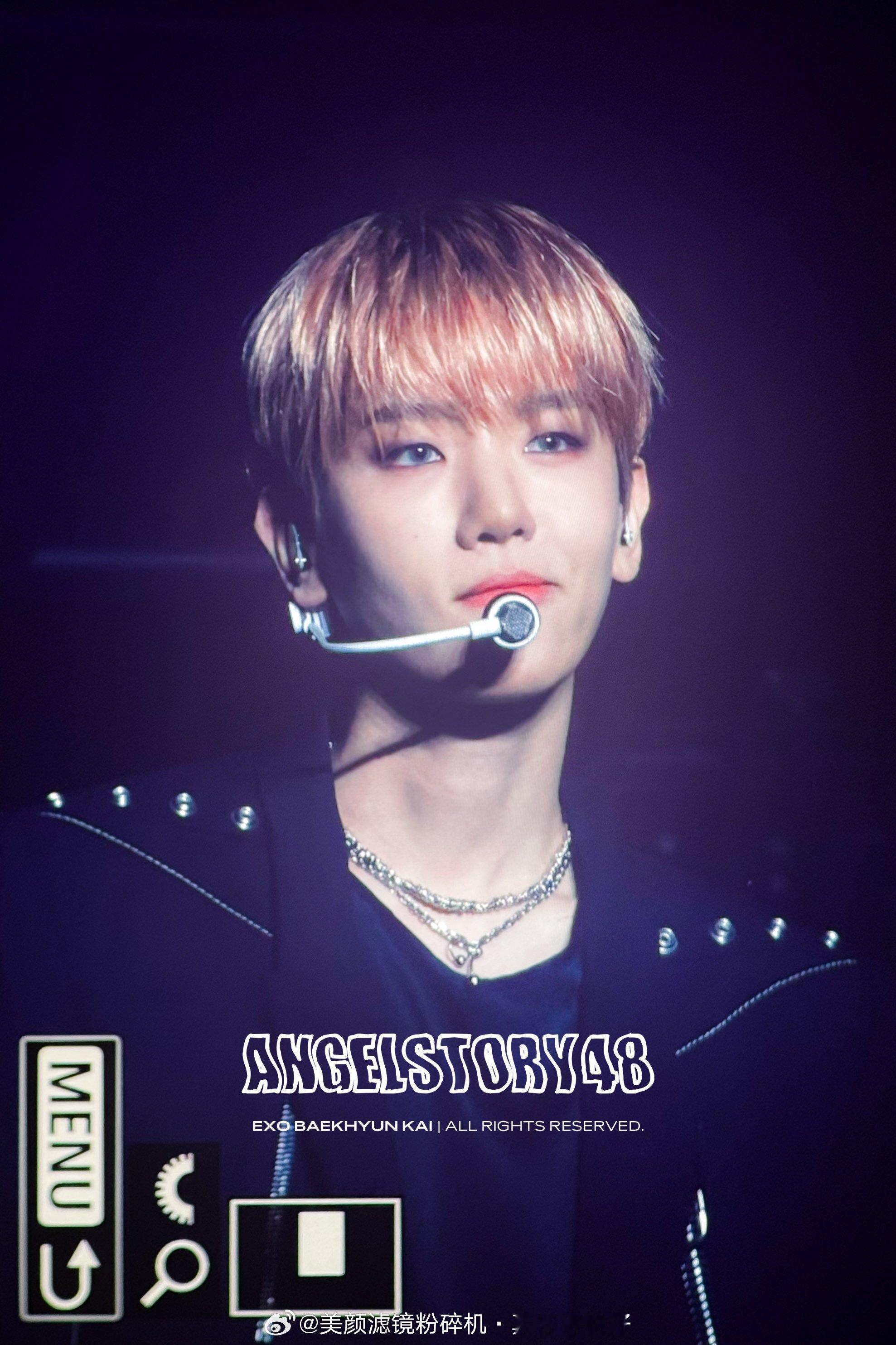 边伯贤演唱会饭拍预览 cr logo ​​​
