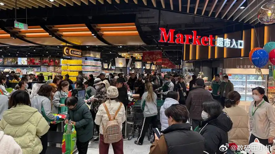 胖东来鸡蛋被指人工色素超标才刚发完钱，这么快就开始了？