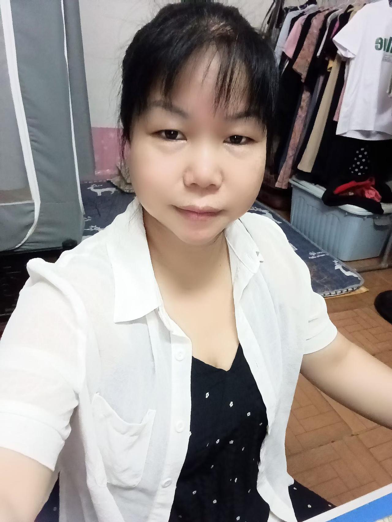有一位网友问我，如果男人没有钱，你们女人会离开吗？那要看什么情况？如果你是一个好