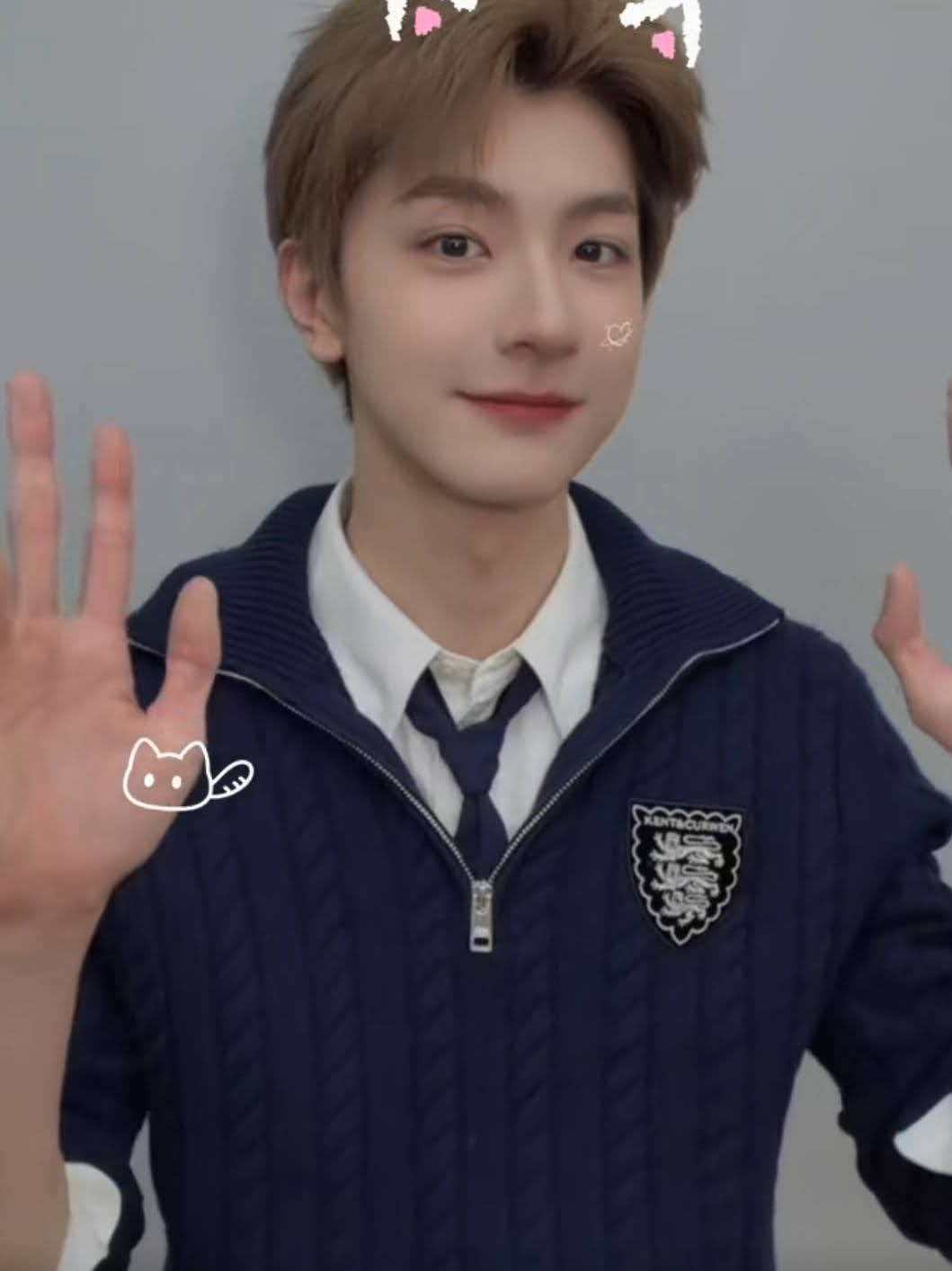 林一4月也要开心啊 时光向前美好常伴林一用plog告别三月愿四月阳光常照微风常暖